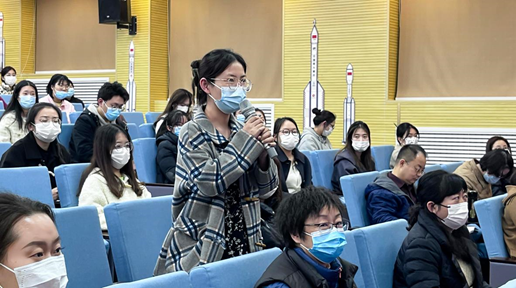 明德理工學(xué)院邀請(qǐng)黨的二十大代表張賽芳作宣講報(bào)告