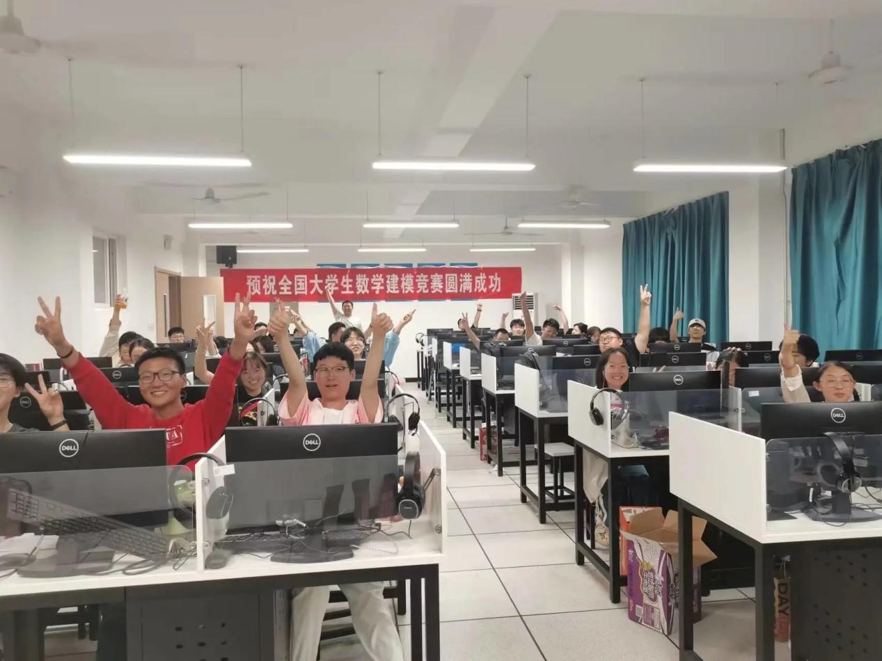 喜報(bào)連連 捷報(bào)頻傳 明德學(xué)子在重磅賽事中再傳佳音