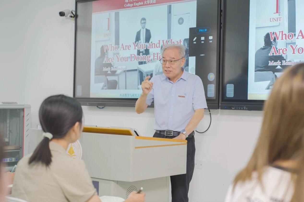 西安明德理工學(xué)院專業(yè)競(jìng)賽創(chuàng)佳績(jī) 課題獲批教育部立項(xiàng) 黨支部入選省級(jí)名單